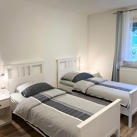 Duesseldorf Messe And Airport, 2-Bedroom Apartment With Kitchen And Garden Duisburg Bagian luar foto