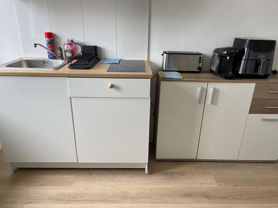 Duesseldorf Messe And Airport, 2-Bedroom Apartment With Kitchen And Garden Duisburg Bagian luar foto