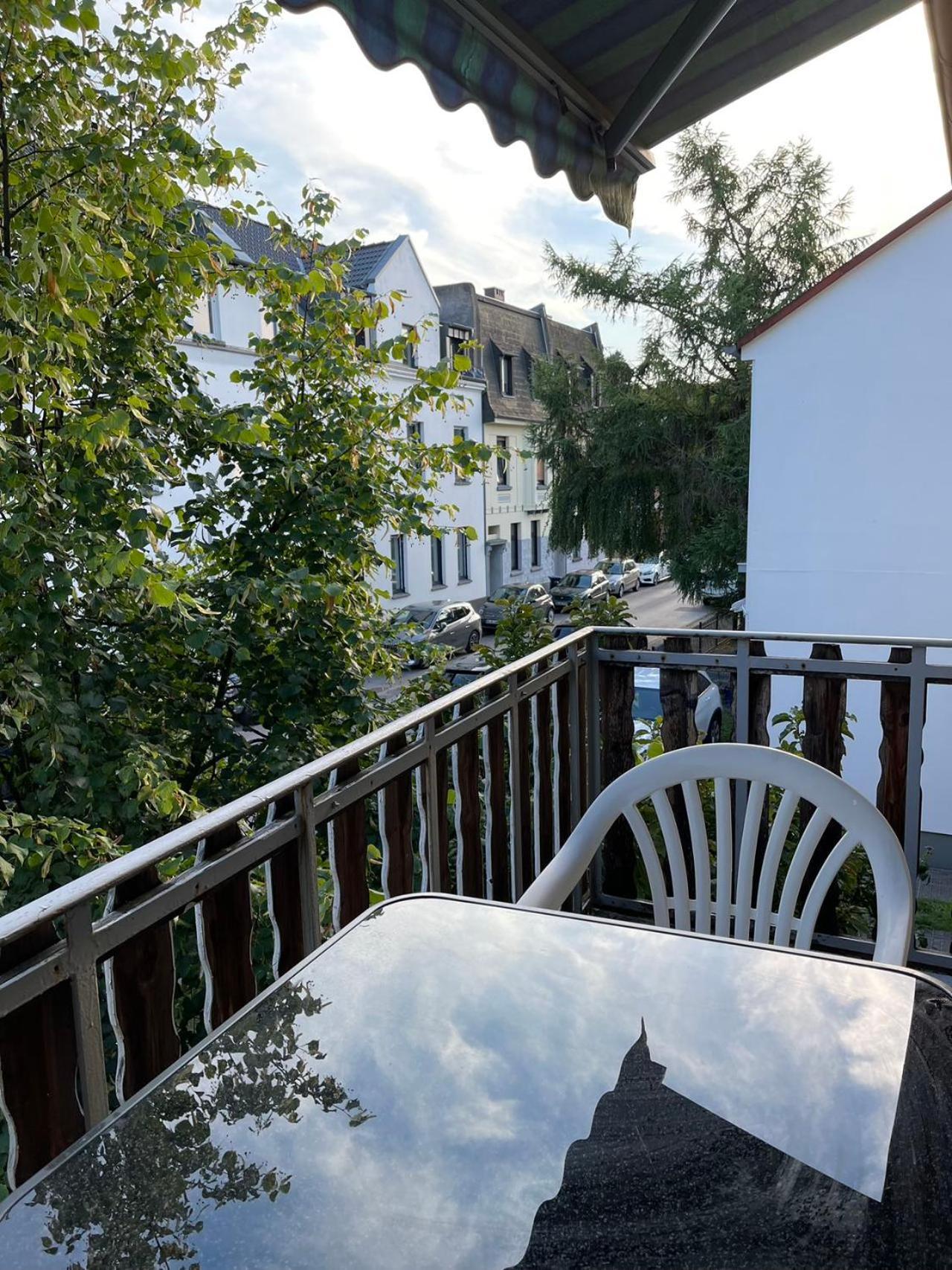 Duesseldorf Messe And Airport, 2-Bedroom Apartment With Kitchen And Garden Duisburg Bagian luar foto